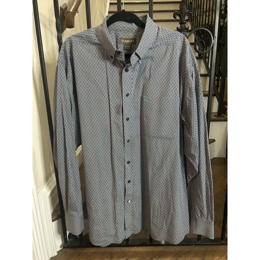 Men's Size XXL Ariat Caleb Classic Fit Wrinkle Free Long Sleeve Button Up